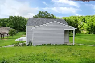 1337 State Route 980, Cecil, PA 15317 - Photo 2