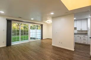 111 Commons Dr, Oakmont, PA 15139 - Photo 4
