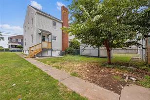 553 Farnsworth, Clairton, PA 15025 - Photo 22