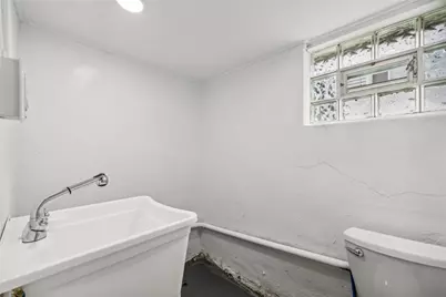 553 Farnsworth, Clairton, PA 15025 - Photo 18