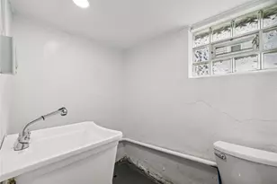 553 Farnsworth, Clairton, PA 15025 - Photo 18