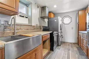 2715 Cleveland St, McKeesport, PA 15132 - Photo 2