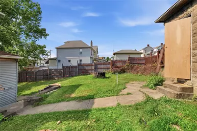 2715 Cleveland St, McKeesport, PA 15132 - Photo 14