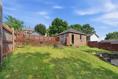 2715 Cleveland St, McKeesport, PA 15132 - Photo 18