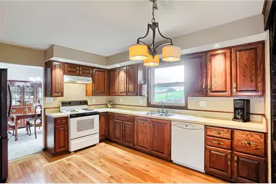 4870 E Willock Rd, Pittsburgh, PA 15227 - Photo 14