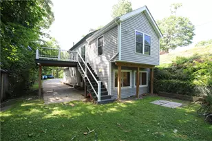 2610 Oakhill Dr, South Park, PA 15129 - Photo 2