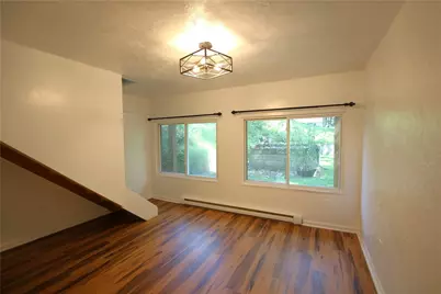 2610 Oakhill Drive, South Park, PA 15129 - Photo 4