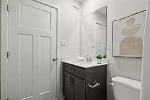 407 Harmon St, Pittsburgh, PA 15090 - Photo 14