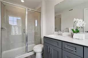 407 Harmon St, Pittsburgh, PA 15090 - Photo 10