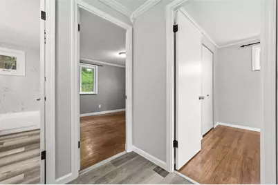 133 Phyllis Dr, Pittsburgh, PA 15235 - Photo 10