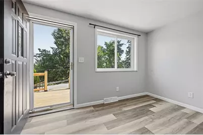 133 Phyllis Dr, Pittsburgh, PA 15235 - Photo 2