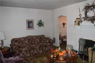 153 Ida Ave, Donora, PA 15033 - Photo 2