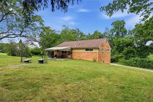 516 Long Dr, Pittsburgh, PA 15241 - Photo 4