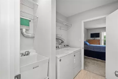 1010 Margarite #G, Scott Township, PA 15216 - Photo 28