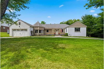 1017 E Beau St, South Strabane, PA 15301 - Photo 1