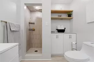 1017 E Beau St, South Strabane, PA 15301 - Photo 30