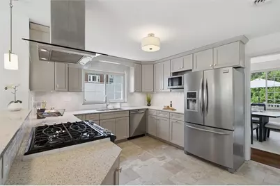 1017 E Beau St, South Strabane, PA 15301 - Photo 12