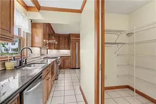 2349 Rochester Rd, Pittsburgh, PA 15237 - Photo 6