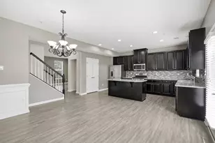 2405 Pointe View Dr, Adams Township, PA 16046 - Photo 14
