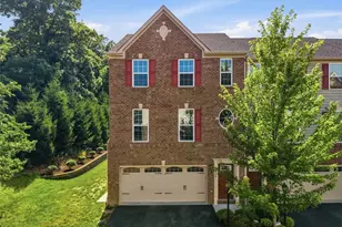 2405 Pointe View Dr, Adams Township, PA 16046 - Photo 2