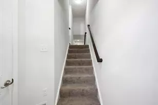 2405 Pointe View Dr, Adams Township, PA 16046 - Photo 6