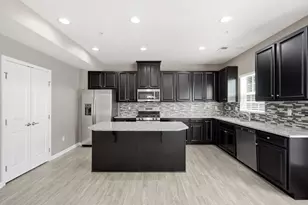 2405 Pointe View Dr, Adams Township, PA 16046 - Photo 18