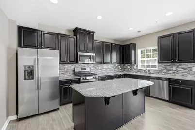 2405 Pointe View Dr, Adams Township, PA 16046 - Photo 16