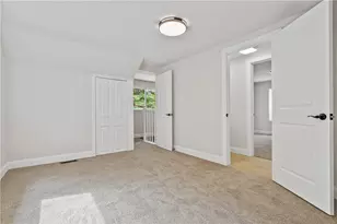 916 Gill Hall Rd, Jefferson Hills, PA 15025 - Photo 24