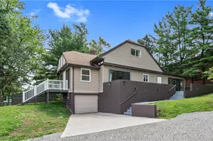 916 Gill Hall Rd, Jefferson Hills, PA 15025 - Photo 1