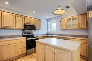 205 Howard St, Robinson Twp, PA 15057 - Photo 10