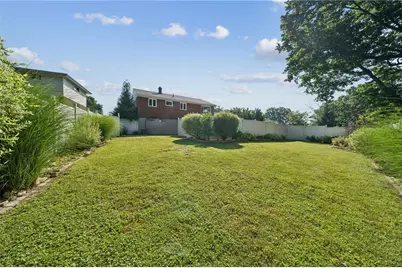 407 Dunbar Dr, Wilkins Township, PA 15235 - Photo 32