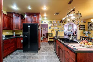 403 Hawthorne Ave, Greensburg, PA 15601 - Photo 22