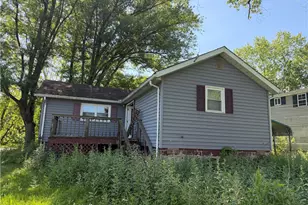 1585 Mercer Rd, Franklin Township, PA 16117 - Photo 8