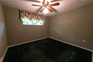 132 Okon Dr, Chippewa Township, PA 15010 - Photo 12