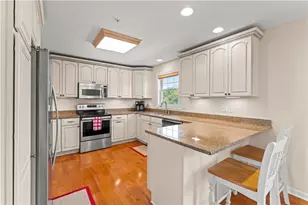 1053 Waterford Ct E, North Strabane, PA 15317 - Photo 16