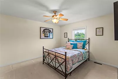 1053 Waterford Ct  E, North Strabane, PA 15317 - Photo 22