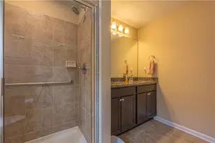 1012 Colonial Dr, Menallen Township, PA 15401 - Photo 24