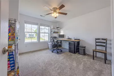 1012 Colonial Dr, Menallen Township, PA 15401 - Photo 14