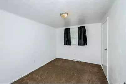 19 Hazel St, Burrel-Blacklick, PA 15717 - Photo 22