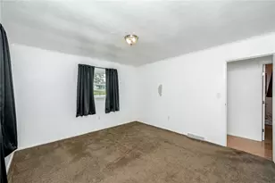 19 Hazel St, Burrel-Blacklick, PA 15717 - Photo 24