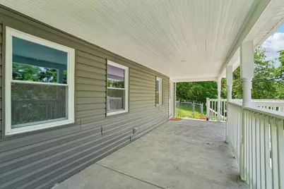560 Mortimer Avenue, Wilkins Township, PA 15145 - Photo 4