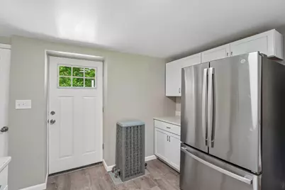 560 Mortimer Avenue, Wilkins Township, PA 15145 - Photo 16