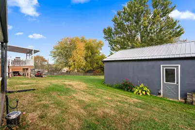 718 Gladden Rd, Canonsburg, PA 15317 - Photo 8