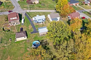 718 Gladden Rd, Canonsburg, PA 15317 - Photo 18