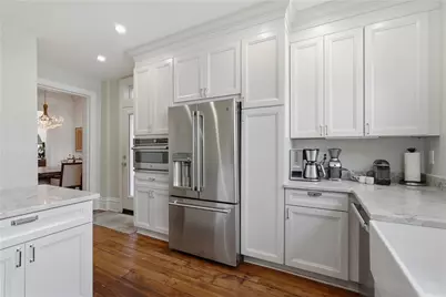 225 Main St, Pittsburgh, PA 15201 - Photo 16