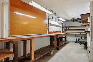 379 Barclay Ave, Pittsburgh, PA 15221 - Photo 28