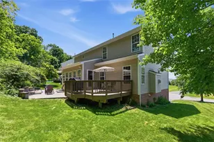 247 Cliffside Dr, Mars, PA 16046 - Photo 2