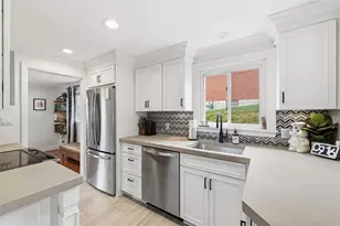 2228 Superior St, Bethel Park, PA 15102 - Photo 8