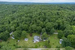 395 Cranberry Rd, Lower Turkeyfoot Township, PA 15424 - Photo 4