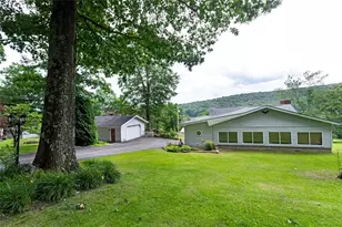 395 Cranberry Rd, Lower Turkeyfoot Township, PA 15424 - Photo 12